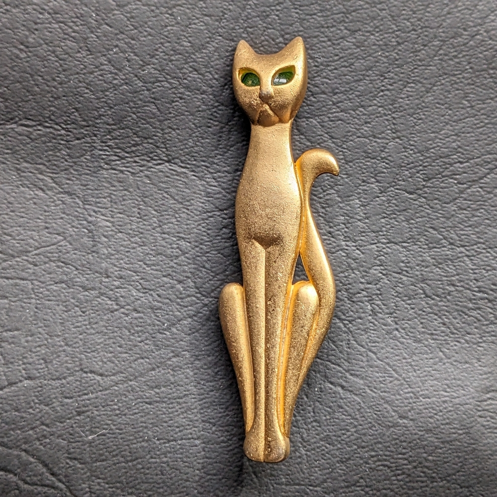Vintage AJC Signed Kitty Cat with Green Eyes Gold Tone Brooch Pin